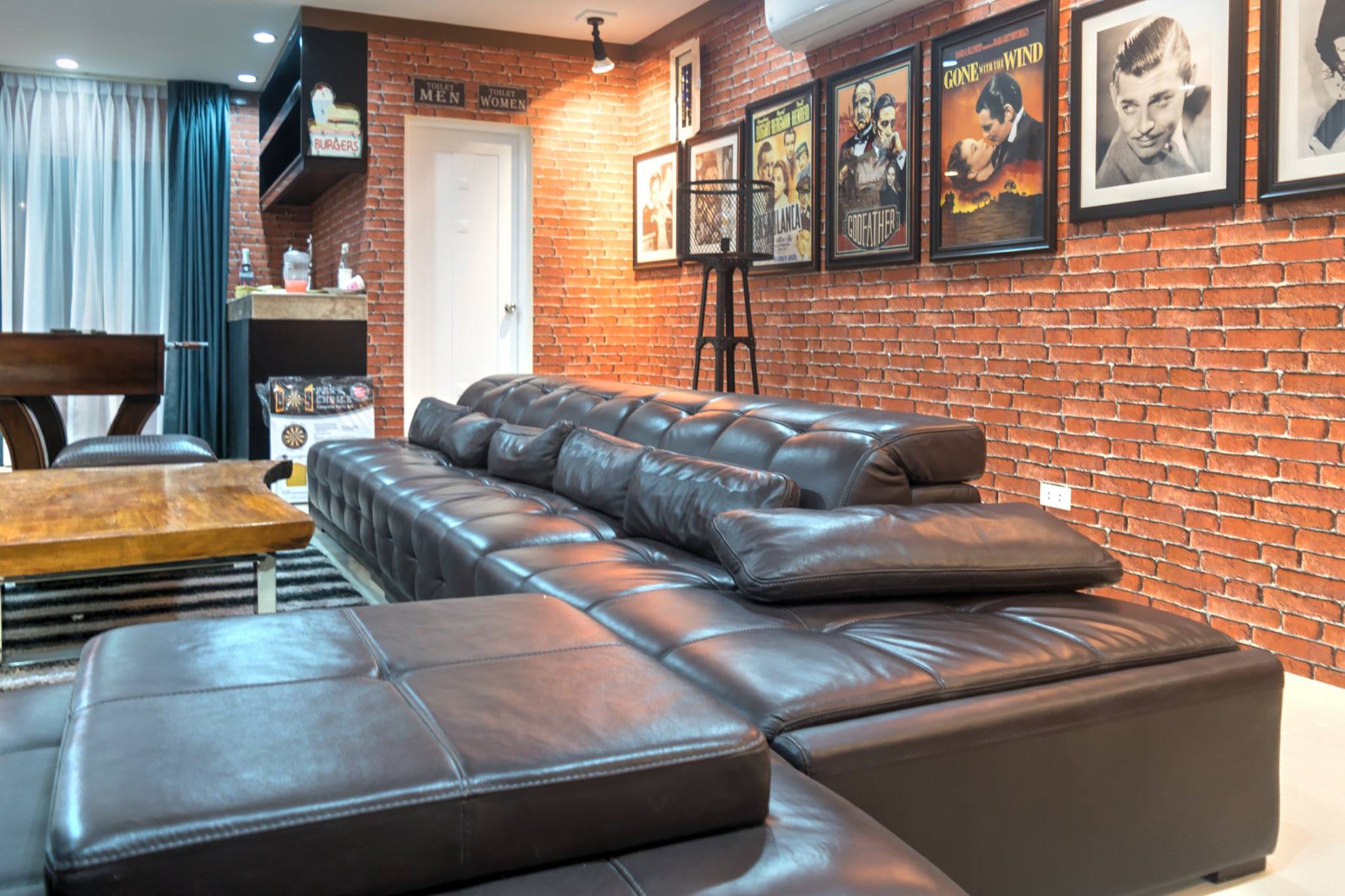 Professional Sofa Restoration - Showcase 35